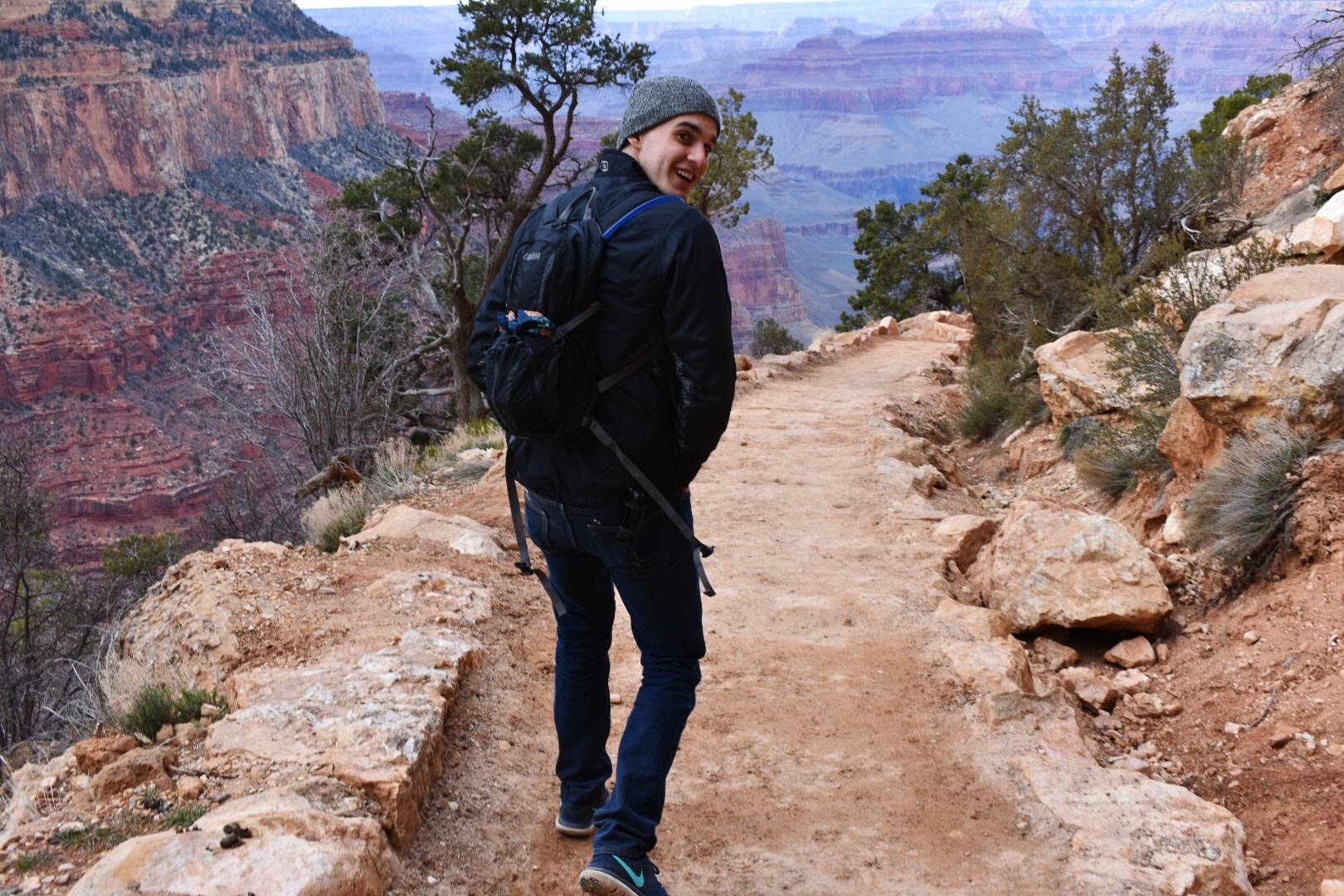 5F7CC42B-1B16-4AA4-A26B-AC8AA0BF22B6