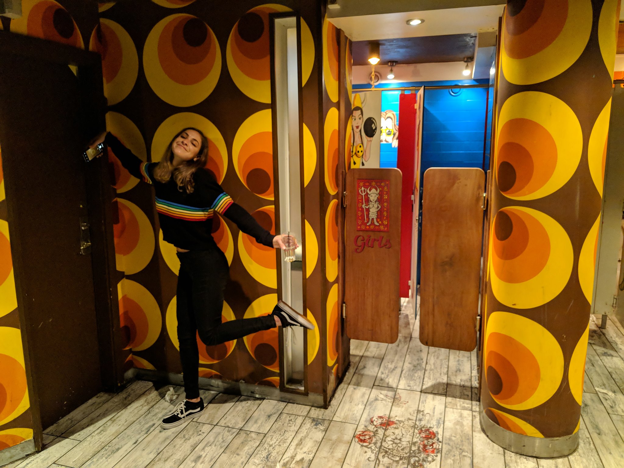 42328701_10156723601709282_2576896170471194624_o